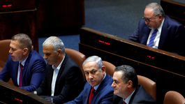 Izraelský parlament odhlasoval svoje rozpustenie