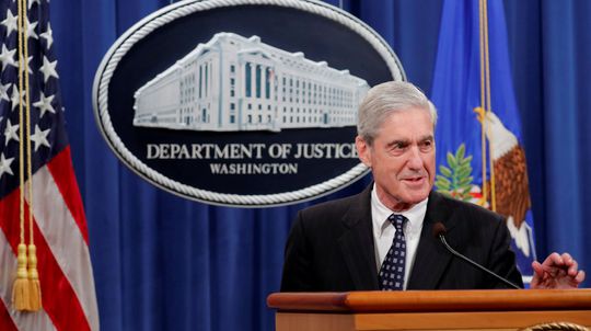 Robert Mueller verejne prehovoril o vyšetrovaní ruského zasahovania do volieb v USA