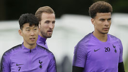 Vlámanie a napadnutie. Hviezda Tottenhamu prežila hrozné chvíle