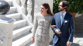 Dcéra monackej princeznej Caroline sa vydala: Šaty nevesty? Roztomilé!