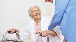 Príspevky na osobnú asistenciu a opatrovanie budú vyššie