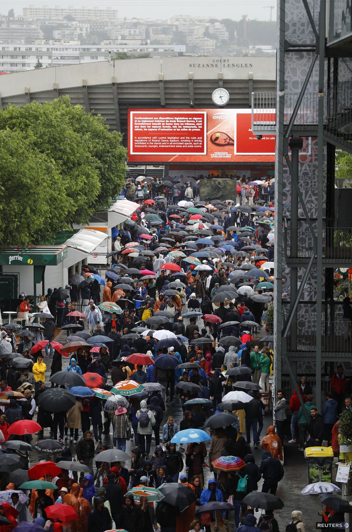 Fanúšikovia počas upršaného dňa na turnaji...