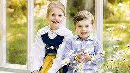 Rodinné foto ako z plagátu? Nielen britská kráľovská rodinka to dokáže