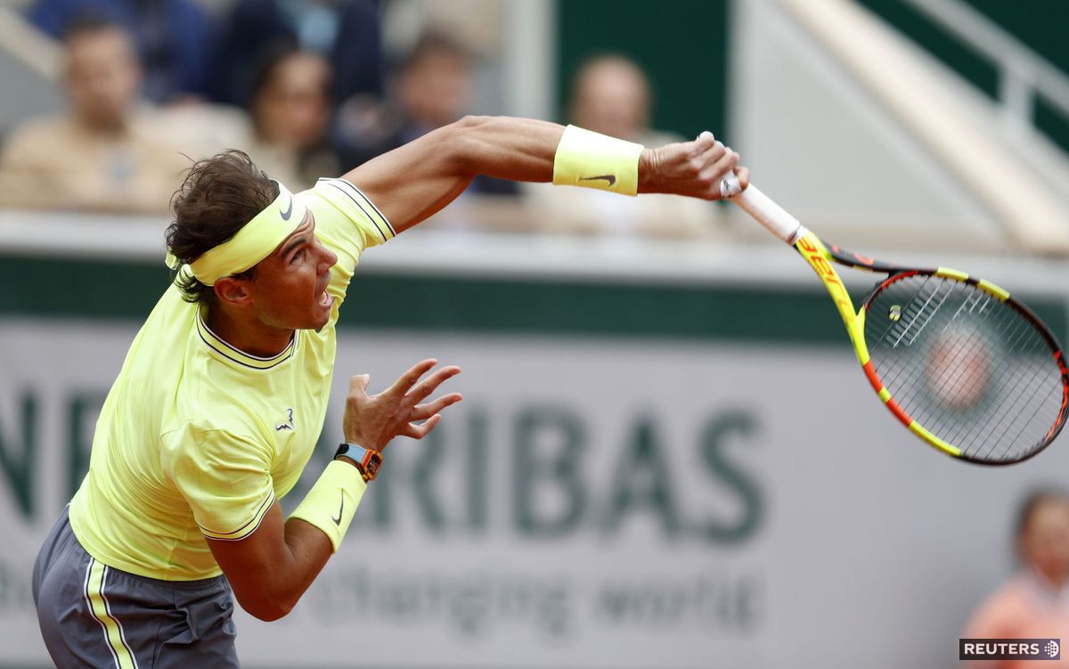 Rafael Nadal počas zápasu proti Rogerovi...