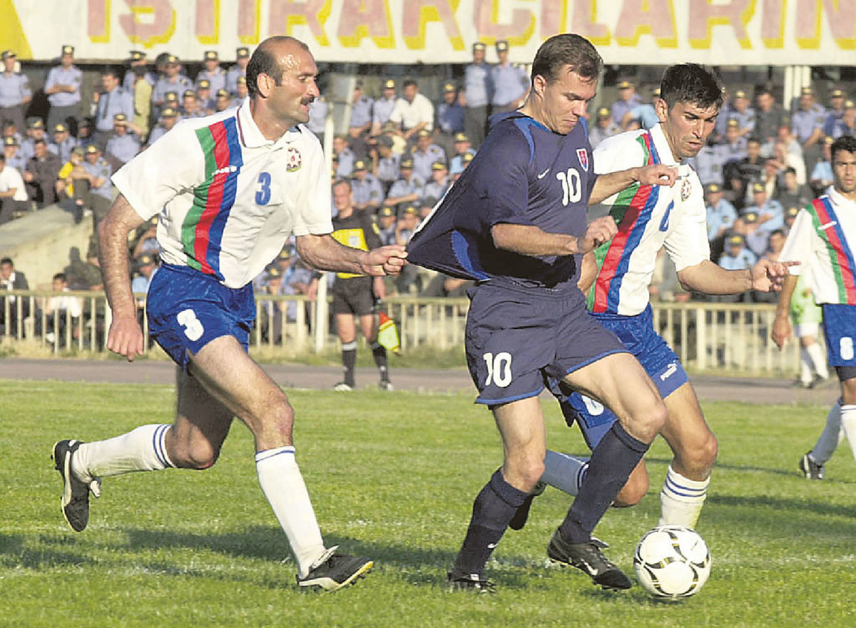 Spomienka na jún 2001. Szilárd Németh sa...
