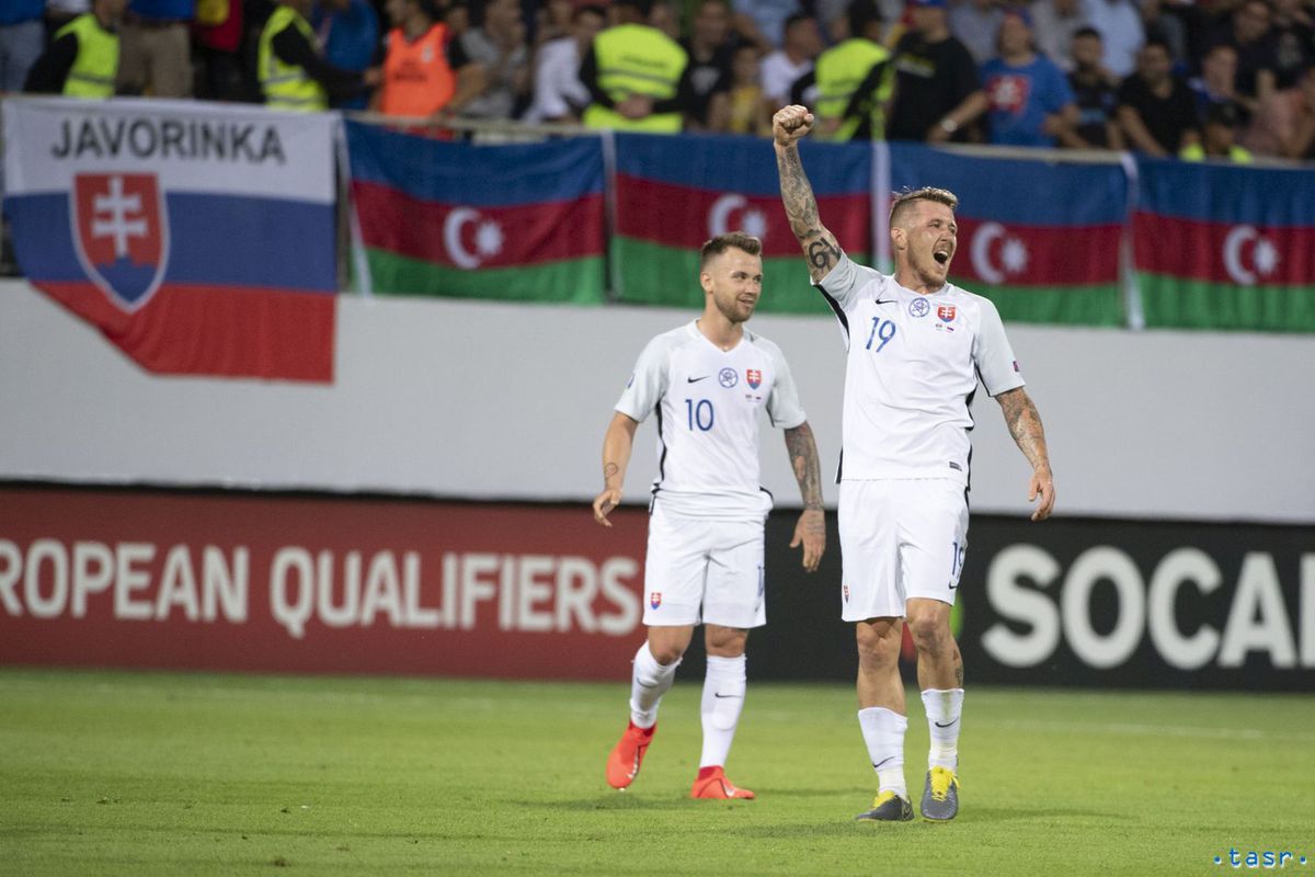 Juraj Kucka (vpravo) bude mať kapitánsku pásku.