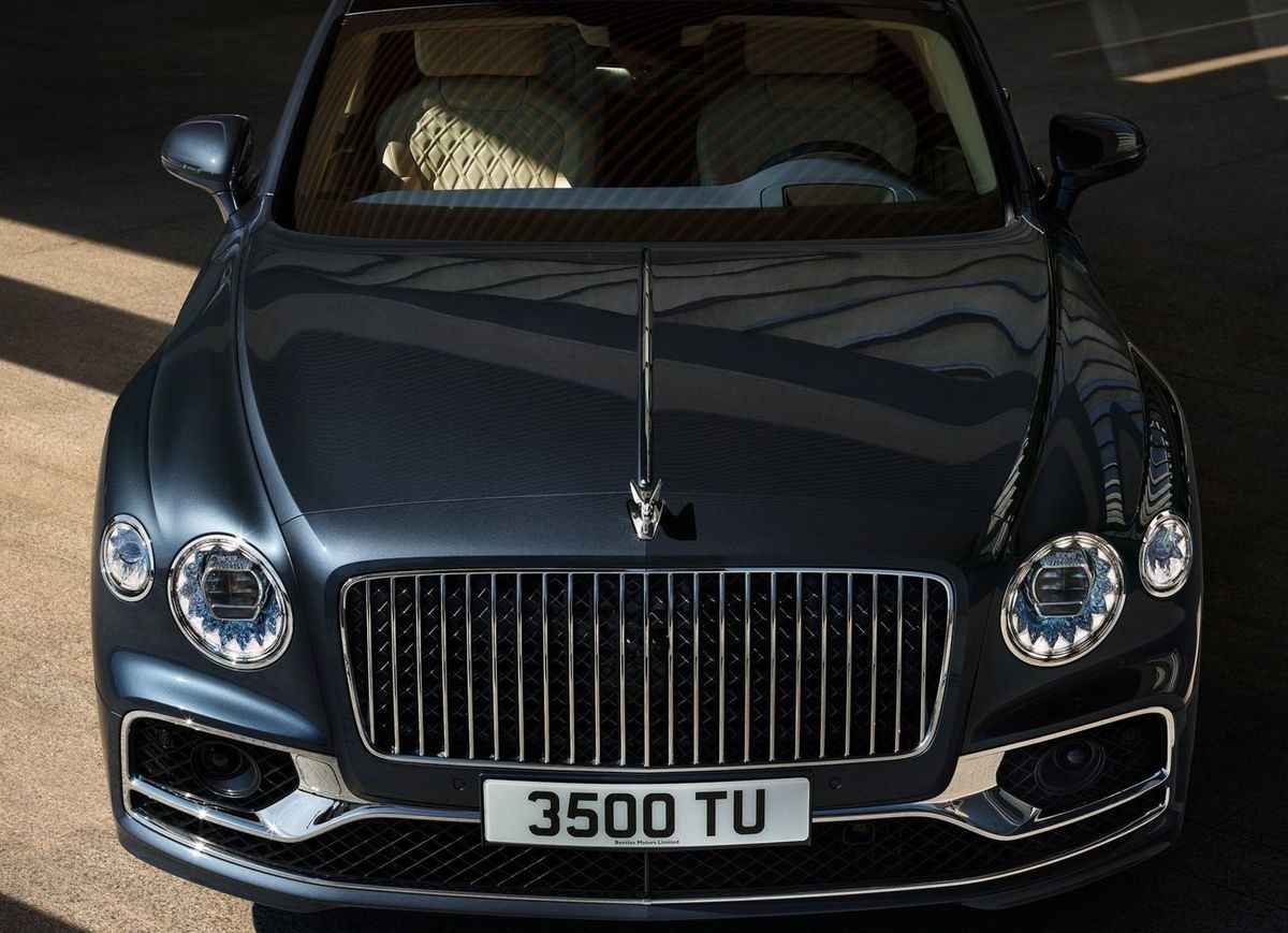 Pod kapotou sa nachádza v súčasnosti...