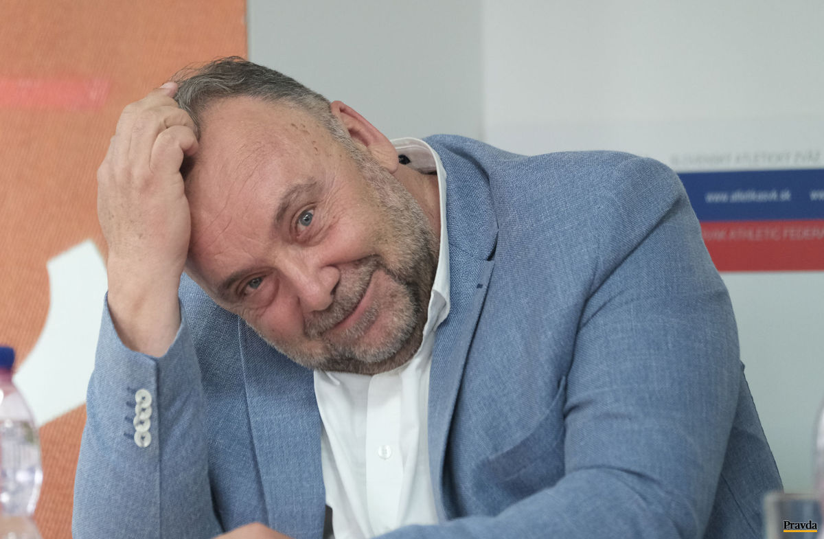 Ladislav Asványi v roku 2010 financoval...