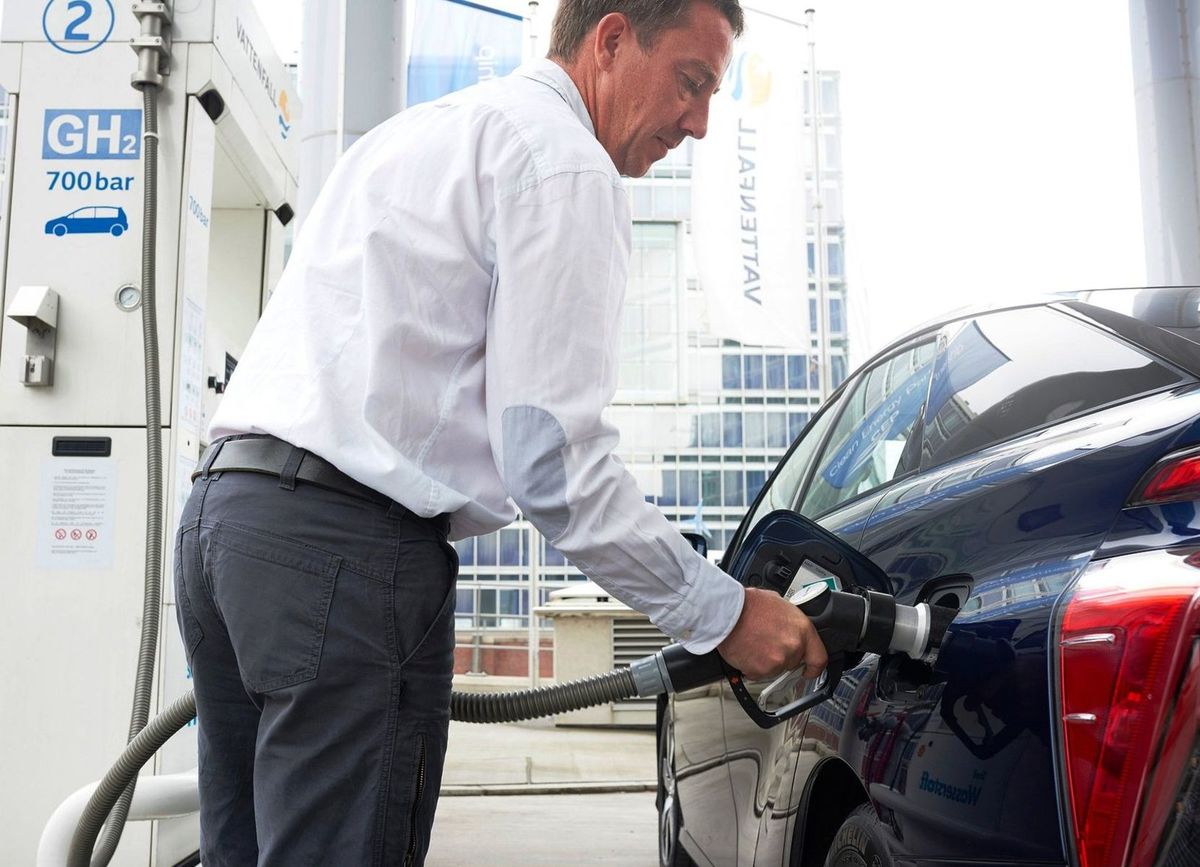 Vo využití vodíka nevidí väčšina automobiliek...