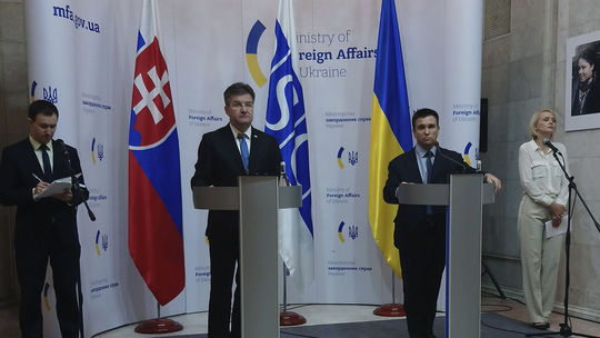 Miroslav Lajčák rokoval v Kyjeve so Zelenským o prímerí v Donbase