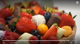 Krásna čokoládová ovocná torta