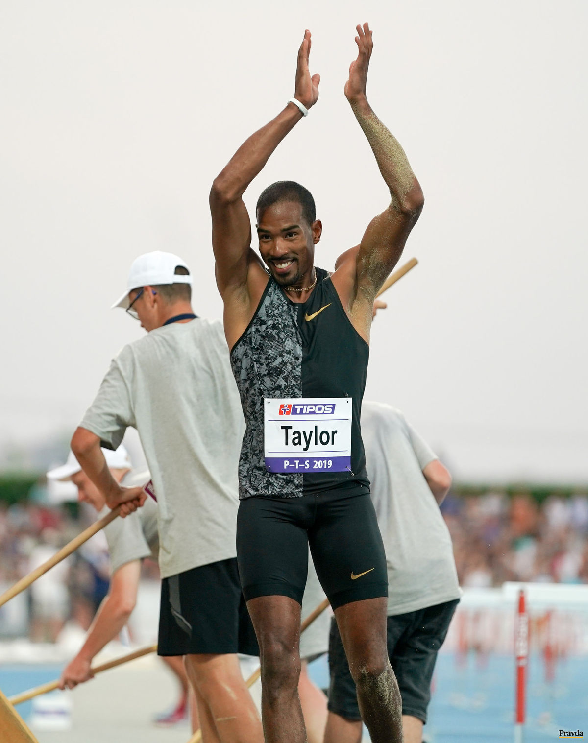 Trojskokan Christian Taylor na mítingu P-T-S.