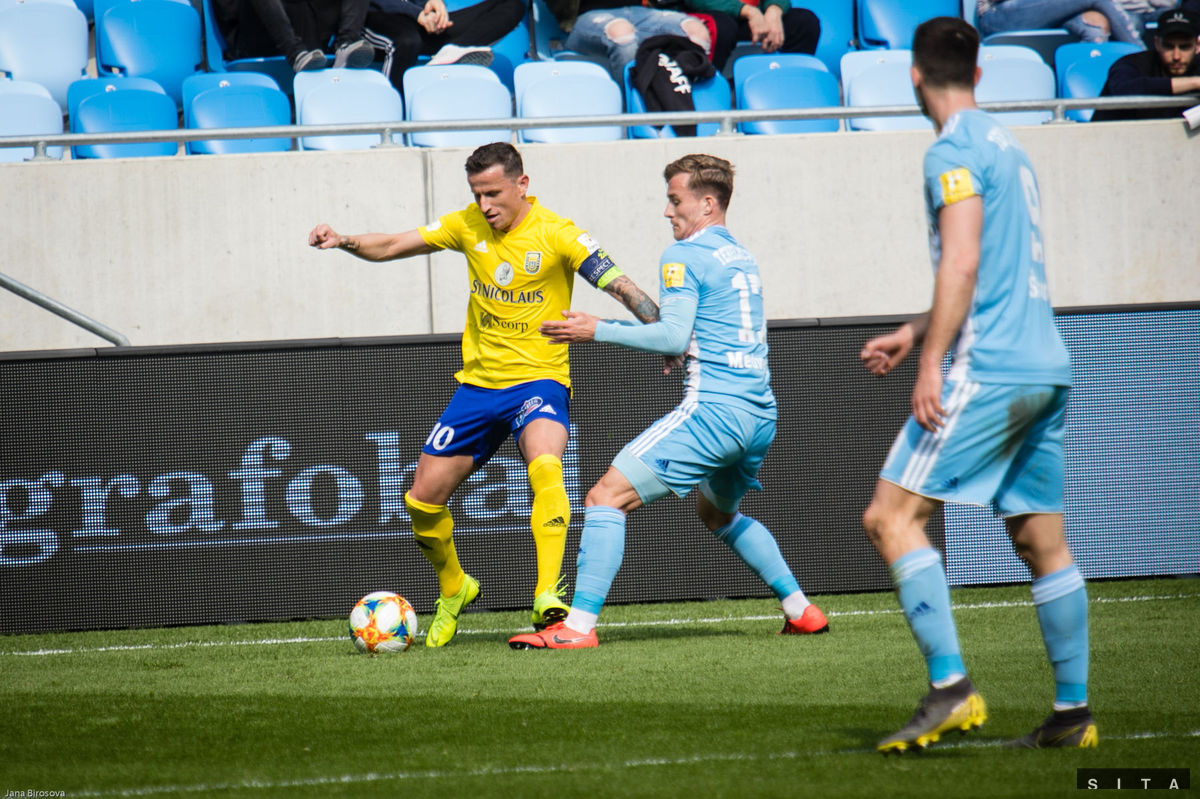 Igor Žofčák počas zápasu Slovan - Michalovce na...