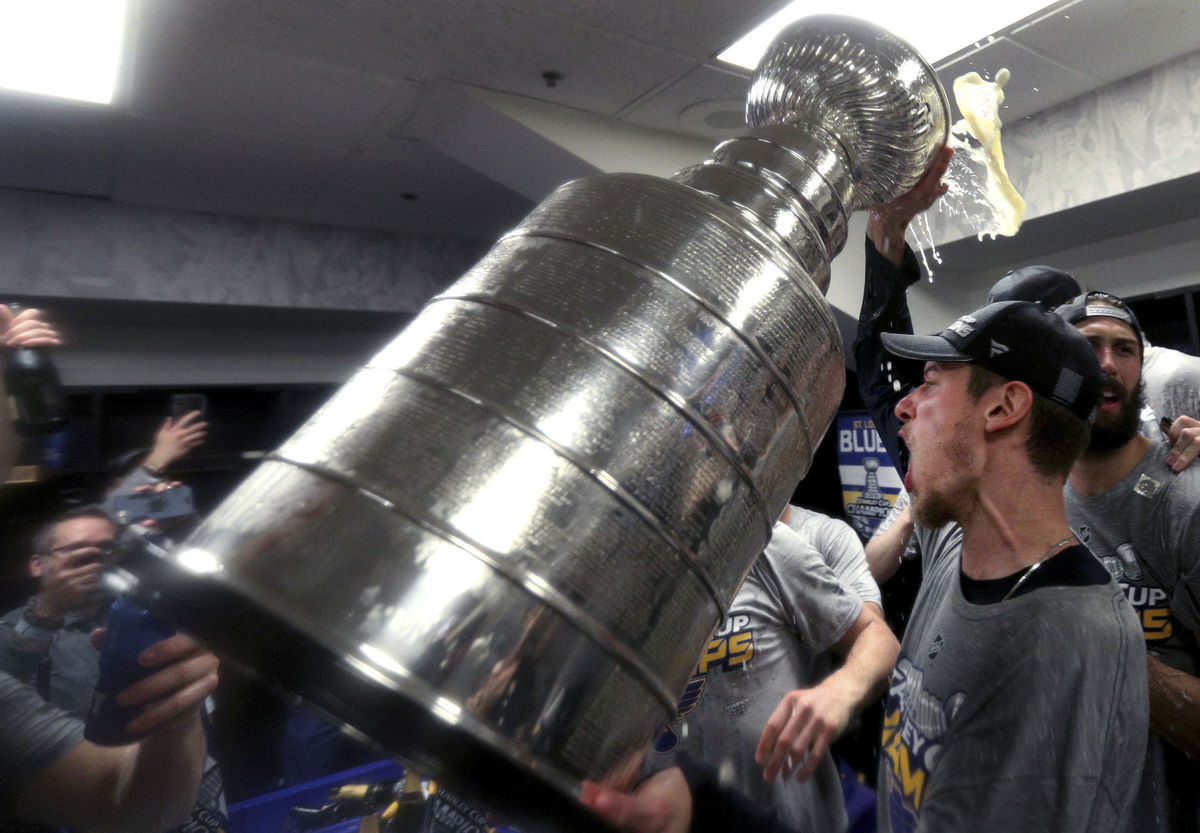 Brankár Jordan Binnington zo St. Louis so...