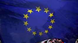 Zmena mena nepomohla. Po Aténach cestu Skopje do EÚ blokuje Paríž