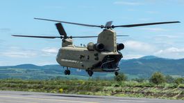 Americké vrtuľníky dotankovali v Piešťanoch