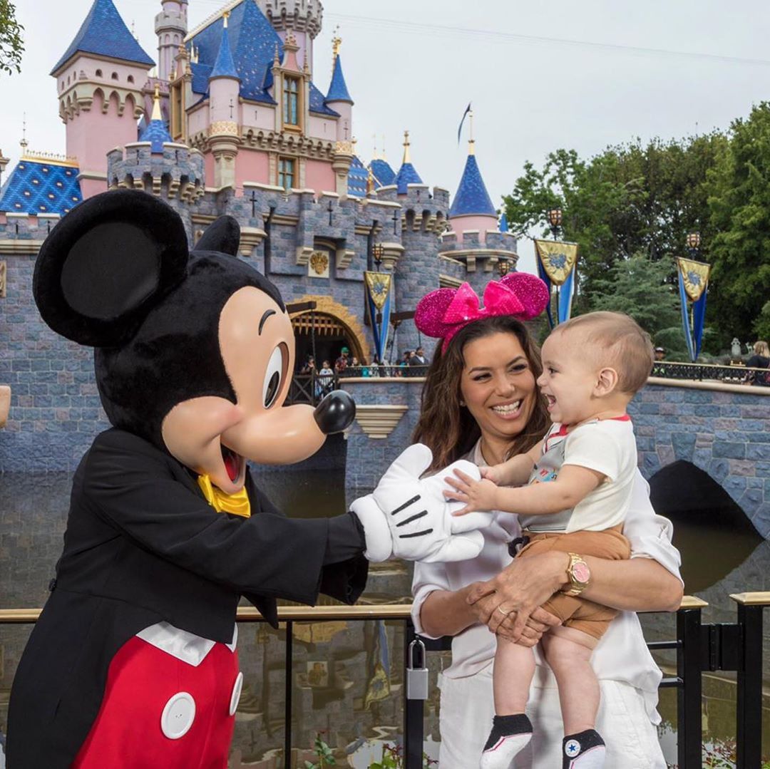 Eva Longoria so synom Santiagom (1) počas...