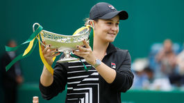 Bartyová zosadila Osakovú z tenisového trónu, Gombos poskočil o 41 miest