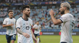 Messi a spol. odvrátili blamáž. Do play off aj Peru a Uruguaj