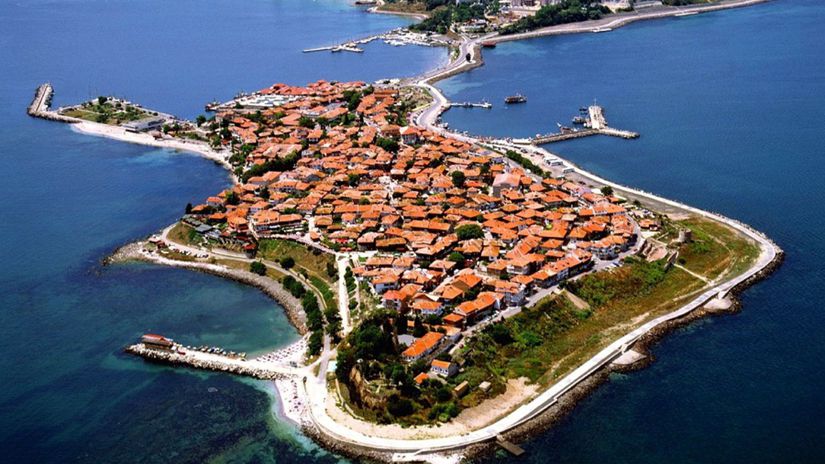Starobylé bulharské mestečko Nesebar je jedným...