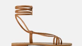 Sandále značky Zara, predávajú sa za 19,99 eura. 