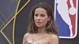 Herečka Kate Beckinsale vyzerala zvodne, ale najmä vyzerala, že nemá na sebe štipku mejkapu.