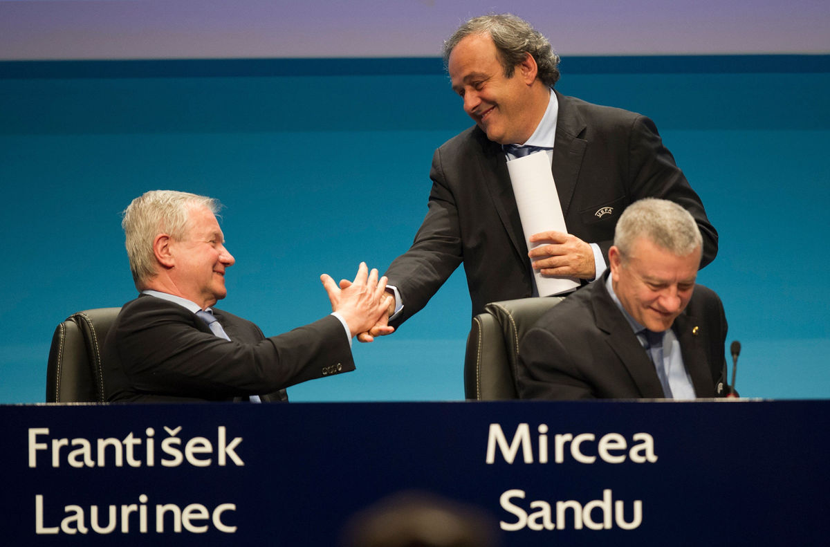 Dlhoroční spolupracovníci. František Laurinec...