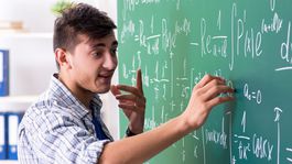 Ľudí veda zaujíma, ale vedcov nepoznajú. Najviac Mistríka