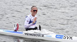 Vzorná vojačka. Drží sa Vlčeka a raketovo sa zlepšuje