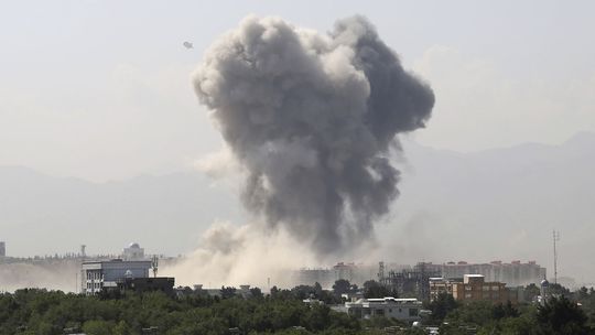 Centrom Kábulu otriasol mohutný výbuch