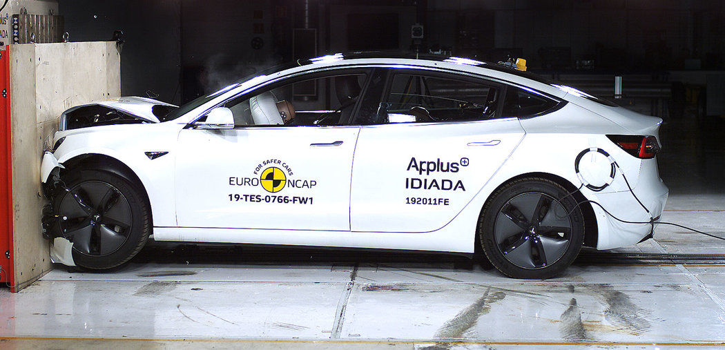 Tesla doslova excelovala. Získala štyri...