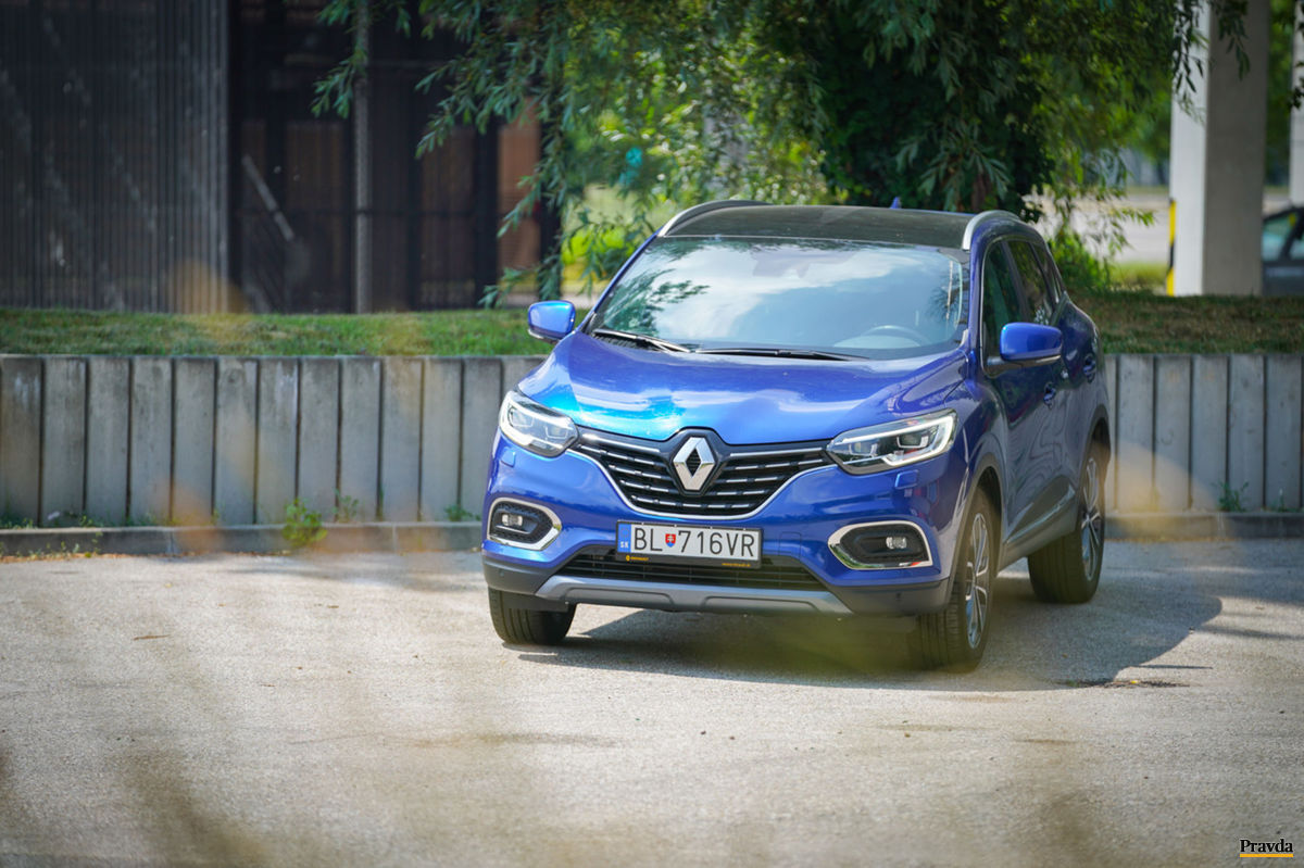 Renault Kadjar je dlhý 4 489 mm.