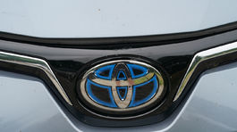 Toyota Corolla 1,8 Hybrid - test 2019