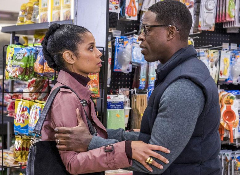 Dokonalý manželský pár Randall a Beth postavili...