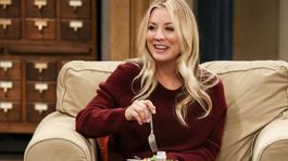 Hviezda Teórie veľkého tresku má prácu istú. Jej miliónová kariéra pokračuje