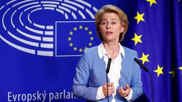 Von der Leyenová bojuje o priazeň europoslancov