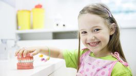 Prevencia od narodenia. Ako udržať detské zúbky zdravé a silné?