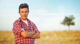 Pôdu si môžu prenajať aj mladí farmári