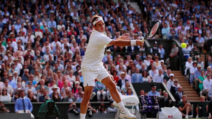 Švajčiar Roger Federer v akcii.