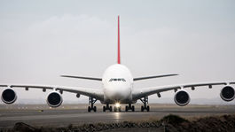 Čínske lietadlo pristálo na Slovensku