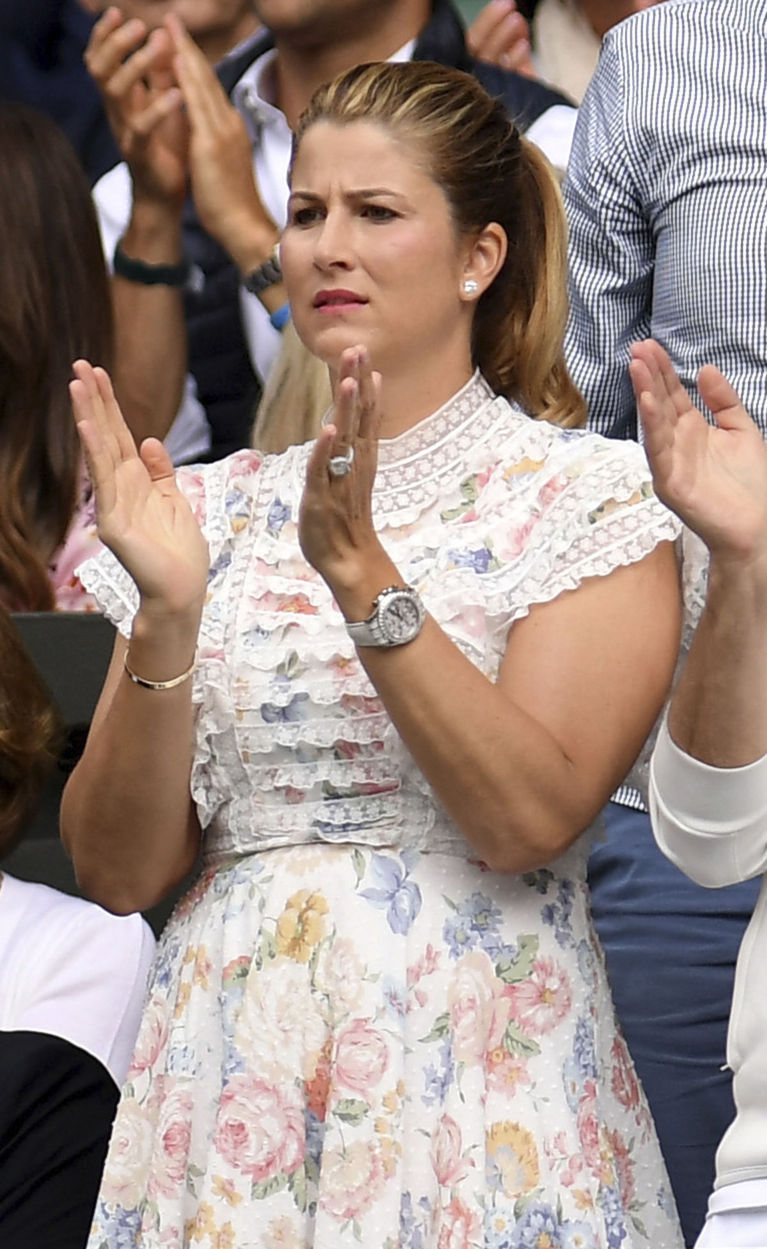 Mirka Federer počas finále Wimbledonu, v ktorom...