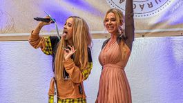 Nový album Dominiky Mirgovej (vľavo) pokrstila speváčka Dara Rolins. 