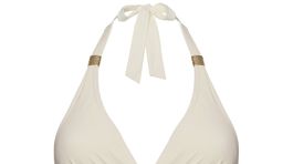 Jednodielne trojfarebné plavky Figleaves. Odporúčaná cena je 47 eur, môže sa líšiť vzhľadom na predajné miesto alebo akciu.