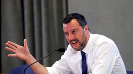 Salvini už nedôveruje koaličným partnerom, pád vlády však odmieta