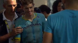 Bolestivé odstúpenie. Líder Astany skončil po páde v sanitke