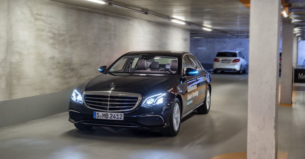 V múzeu automobilky Mercedes-Benz sa môžete...