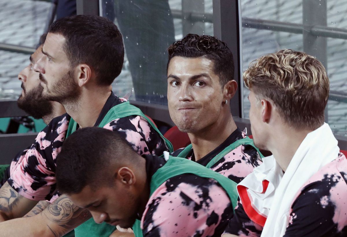 Cristiano Ronaldo proti Výberu hviezd...