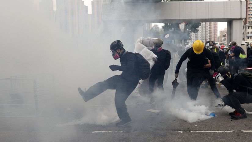 Hongkong Čína demonštrácia polícia zásah
