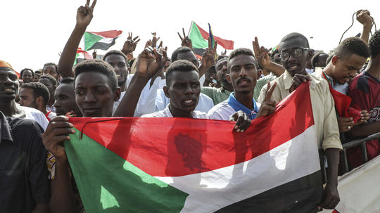 Pri protestoch v Sudáne zomrelo najmenej päť ľudí vrátane študentov