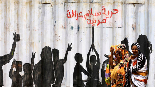 Sudán po vražde štyroch študentov na protivládnom proteste zatvoril školy